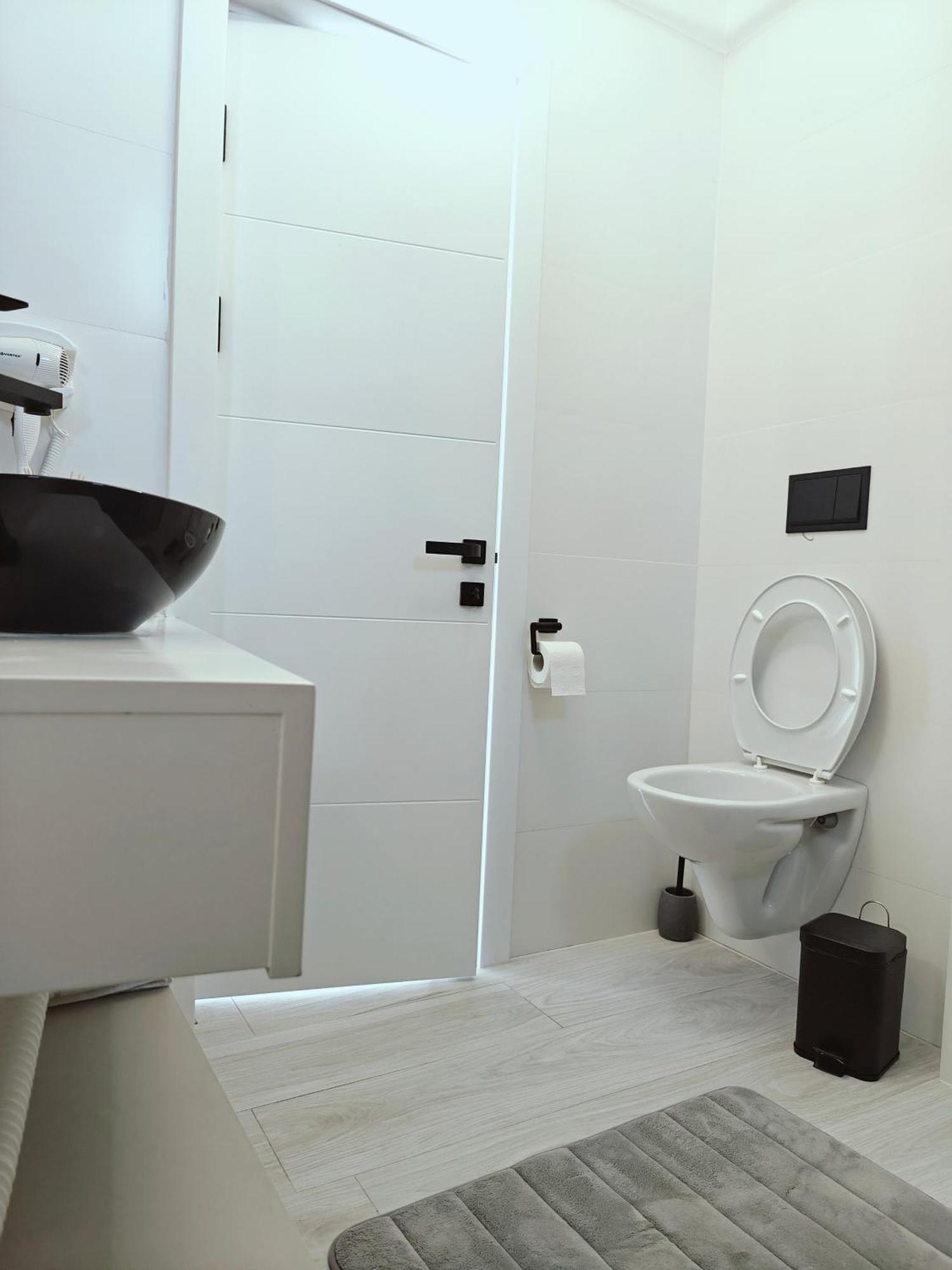 Mamaia Nord Vip Aparthotel Năvodari Extérieur photo