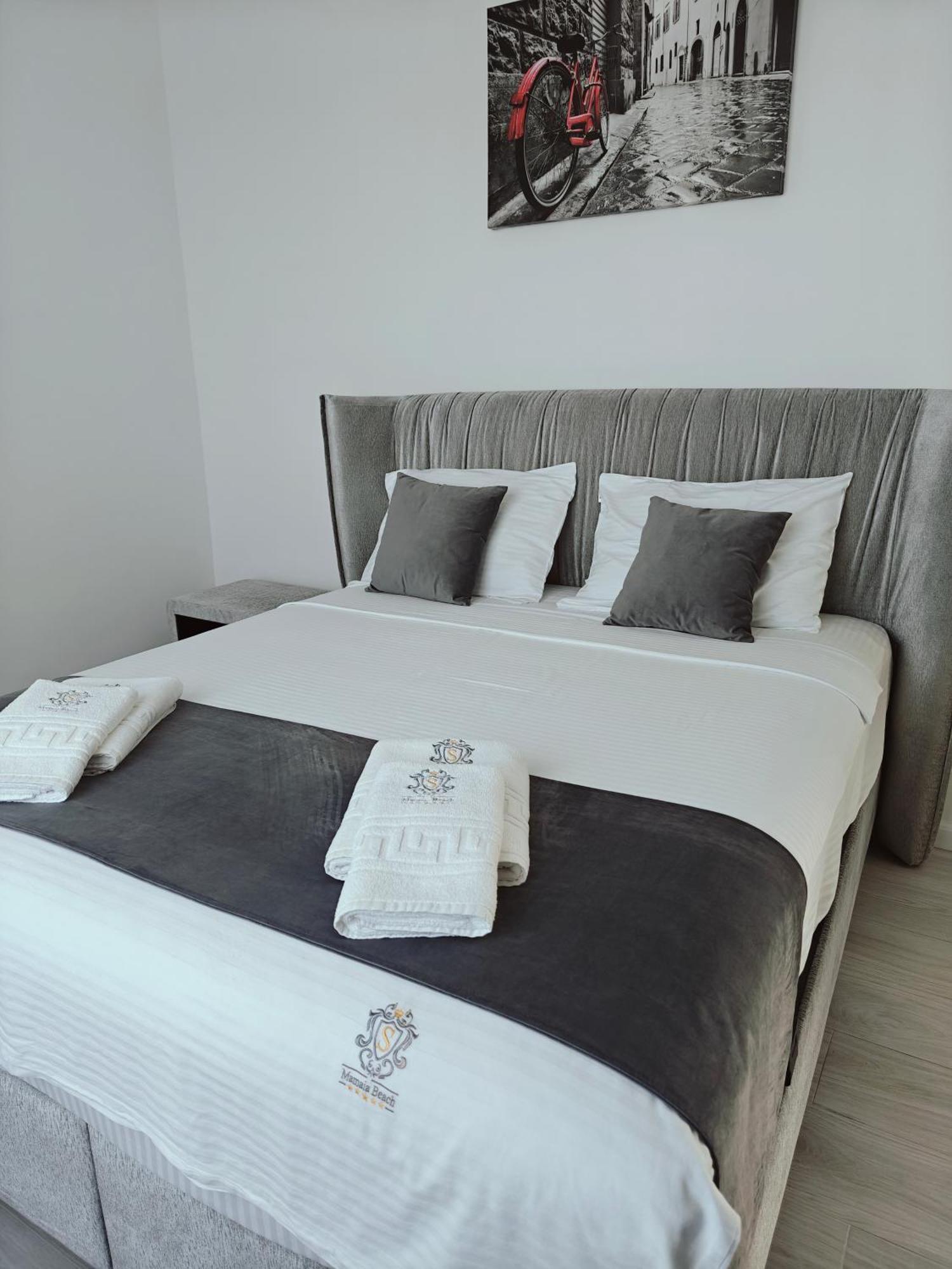 Mamaia Nord Vip Aparthotel Năvodari Extérieur photo
